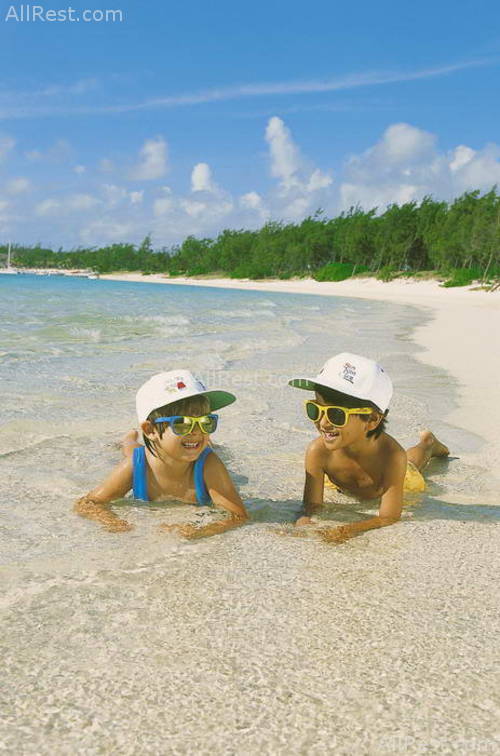 One & Only Le Saint Geran 24
